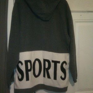 Men's Pullover Hoody.